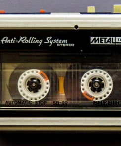 When Did the CD Replace the Cassette Tape?