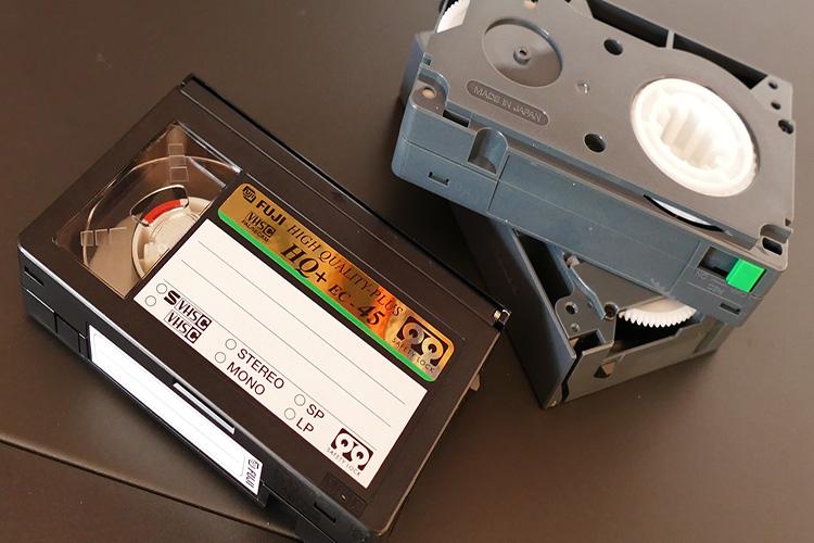 VHS to VHSC Tape Converter Player VHS-C Tapes VHS-C Cassette
