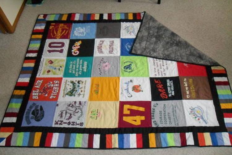 DIY T-Shirt Quilt ( No Sewing! ) – Southtree